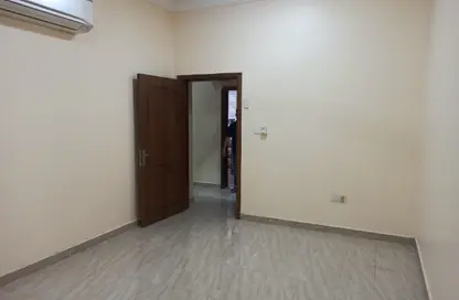 Apartment - 2 Bedrooms - 2 Bathrooms for rent in Rawan Building - Al Naimiya - Al Nuaimiya - Ajman