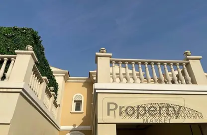 Villa - 2 Bedrooms - 2 Bathrooms for rent in District 12V - Jumeirah Village Circle - Dubai