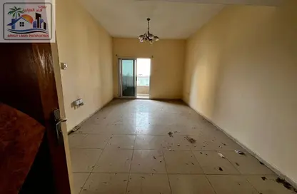 شقة - غرفة نوم - 1 حمام للايجار في شارع التعاون الجديد - التعاون - الشارقة