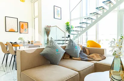 Apartment - 2 Bedrooms - 2 Bathrooms for rent in Oasis Residences - Masdar City - Abu Dhabi