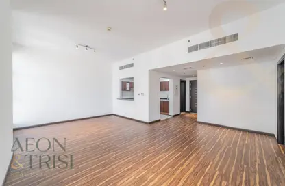 Apartment - 1 Bedroom - 2 Bathrooms for rent in Green Lakes Towers - JLT Cluster S - Jumeirah Lake Towers - Dubai