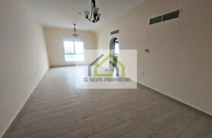 Empty Room image for: Apartment - 1 Bedroom - 2 Bathrooms for rent in Muwaileh Commercial - Sharjah, Image 1