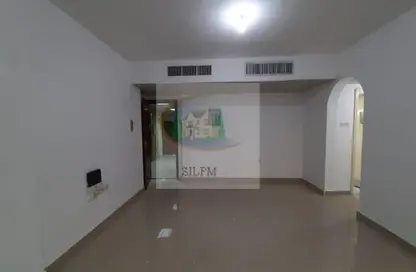 Apartment - 2 Bedrooms - 2 Bathrooms for rent in Tourist Club Area - Abu Dhabi