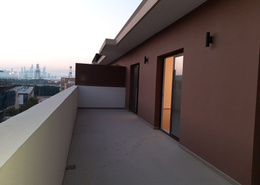 Ready - Top Floor & Huge Layout 1272 sq ft