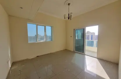 Apartment - 2 Bedrooms - 2 Bathrooms for rent in Al Hawai Twin Towers - Al Nahda 2 - Al Nahda - Dubai