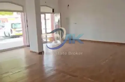 Shop - Studio - 1 Bathroom for rent in Y24 - England Cluster - International City - Dubai