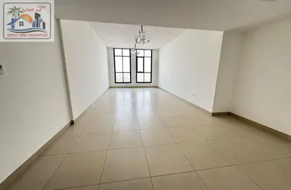 Apartment - 3 Bedrooms - 3 Bathrooms for rent in Ajman Industrial 1 - Ajman Industrial Area - Ajman