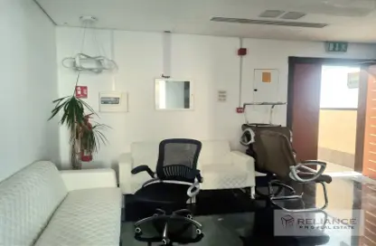 صورة لـ مكتب مكتب - استوديو - 1 حمام للايجار في أبراج القصر - واحة السيليكون - دبي ، صورة رقم 1