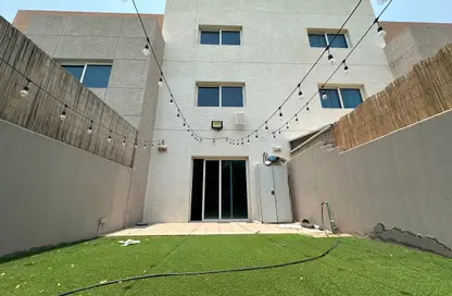 Villa - 3 Bedrooms - 4 Bathrooms for rent in Contemporary Style - Al Reef Villas - Al Reef - Abu Dhabi