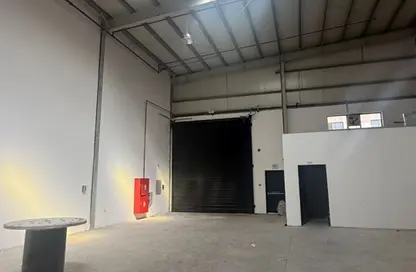 Show Room - Studio - 1 Bathroom for rent in Umm Al Thuoob - Umm Al Quwain