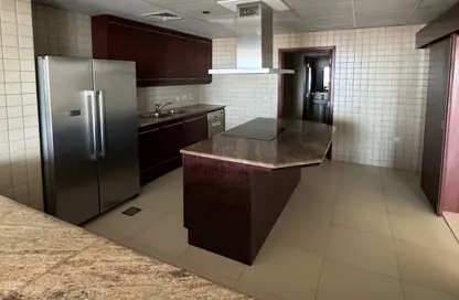 Apartment - 3 Bedrooms - 4 Bathrooms for rent in Bin Hendi Tower - Mankhool - Bur Dubai - Dubai