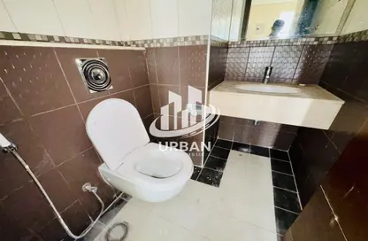 Apartment - 3 Bedrooms - 4 Bathrooms for rent in Palm Tower - Al Khan Lagoon - Al Khan - Sharjah