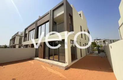 Villa - 4 Bedrooms - 5 Bathrooms for rent in Aura - Tilal Al Ghaf - Dubai