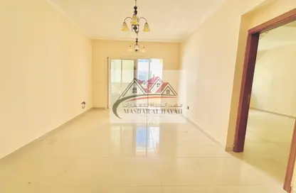 Empty Room image for: Apartment - 1 Bedroom - 2 Bathrooms for rent in Amber Tower - Muwaileh - Sharjah, Image 1