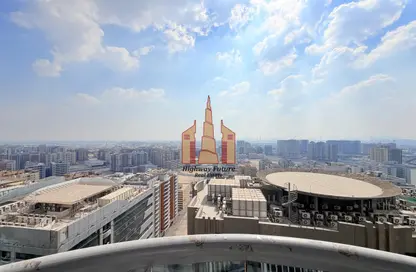 Apartment - 2 Bedrooms - 3 Bathrooms for rent in Sahara Tower 4 - Sahara Complex - Al Nahda - Sharjah
