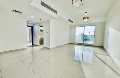 Apartment - 2 Bedrooms - 3 Bathrooms for rent in Jumeirah Garden City - Al Satwa - Dubai