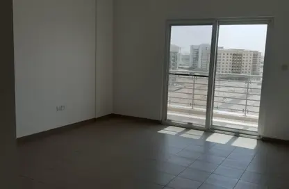 شقة - غرفة نوم - 2 حمامات للايجار في برج انديجو - مجمع دبي ريزيدنس - دبي