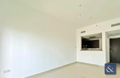 شقة - غرفة نوم - 2 حمامات للايجار في سنتوريوم 4 - أبراج سنتريوم - مدينة دبي للإنتاج (اي ام بي زد) - دبي