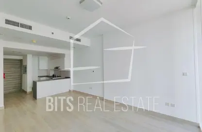 Apartment - 2 Bedrooms - 2 Bathrooms for sale in BLOOM TOWERS A - Bloom Towers - Jumeirah Village Circle - Dubai