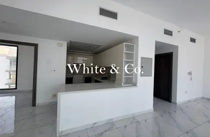 شقة - غرفة نوم - 2 حمامات للايجار في بحيرات سيرينيتي 5 - الضاحية 10 - قرية الجميرا سركل - دبي شقة - غرفة نوم - 2 حمامات للايجار في بحيرات سيرينيتي 5 - الضاحية 10 - قرية الجميرا سركل - دبي