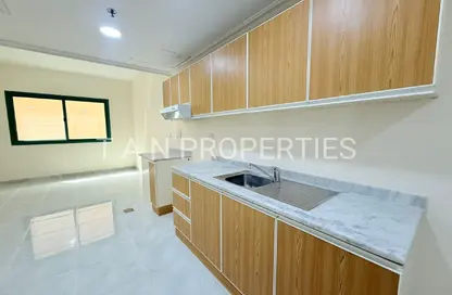 Apartment - 1 Bedroom - 2 Bathrooms for rent in Golden Sands 12 - Mankhool - Bur Dubai - Dubai