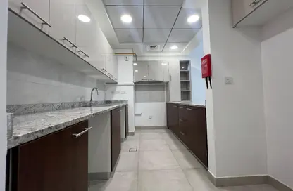 Apartment - 2 Bedrooms - 3 Bathrooms for rent in P1623 - Al Raha Beach - Abu Dhabi