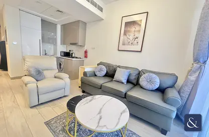 Living Room image for: Apartment - 1 Bedroom - 1 Bathroom for rent in AZIZI Riviera 9 - Meydan One - Meydan - Dubai, Image 1