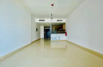 Apartment - Studio - 1 Bathroom for rent in UniEstate Prime Tower - Jumeirah Village Circle - Dubai