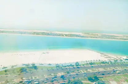 Apartment - 3 Bedrooms - 4 Bathrooms for rent in Al Jazeera Tower - Corniche Road - Abu Dhabi