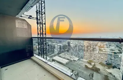 شقة - 2 غرف نوم - 3 حمامات للايجار في برج دوجا - شارع الشيخ زايد - دبي شقة - 2 غرف نوم - 3 حمامات للايجار في برج دوجا - شارع الشيخ زايد - دبي