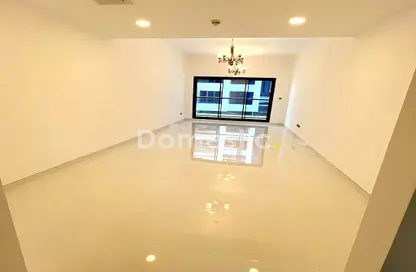 Apartment - 1 Bedroom - 2 Bathrooms for rent in API Trio Towers - Sheikh Zayed Road - Dubai