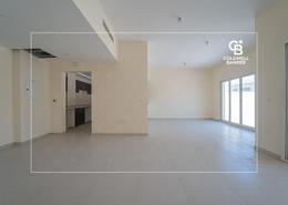 صورةغرفة فارغة لـ: تاون هاوس - 4 غرف نوم - 5 حمامات للبيع في الماروزا - دبي لاند - دبي, صورة 1