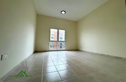 شقة - 2 غرف نوم - 3 حمامات للايجار في مبنى 108-137 - طراز حديث - ديسكفري غاردنز - دبي