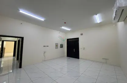 Apartment - 3 Bedrooms - 2 Bathrooms for rent in Al Zaafaran - Al Khabisi - Al Ain