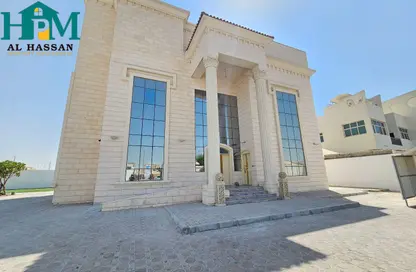 Villa - 7+ Bedrooms - 7+ Bathrooms for rent in Shakhbout City - Abu Dhabi