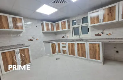 Apartment - 3 Bedrooms - 3 Bathrooms for rent in Airport Road - Abu Dhabi