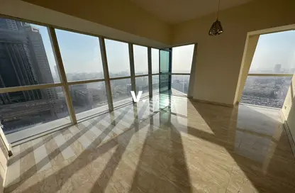 Apartment - 2 Bedrooms - 2 Bathrooms for rent in Sama Tower - Sheikh Zayed Road - Dubai