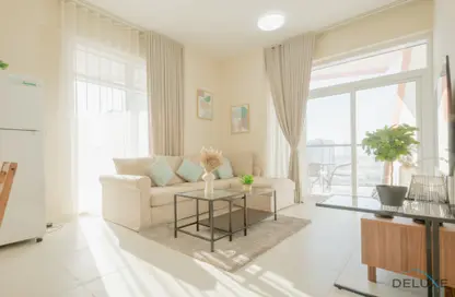 Living Room image for: Apartment - 1 Bedroom - 2 Bathrooms for rent in Binghatti Gateway - Al Jaddaf - Dubai, Image 1