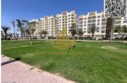شقة - 2 غرف نوم - 3 حمامات للبيع في قرية الاميرة - الياسمين - عجمان