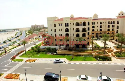 Apartment - 4 Bedrooms - 6 Bathrooms for rent in Saadiyat Beach Residences - Saadiyat Beach - Saadiyat Island - Abu Dhabi