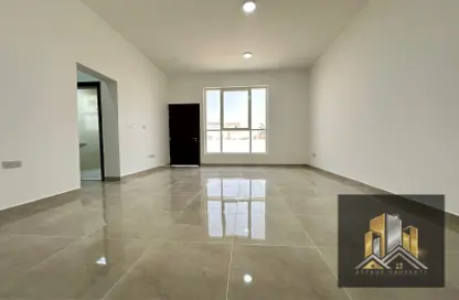 Empty Room image for: Apartment - 1 Bathroom for rent in Villa Compound - Khalifa City - Abu Dhabi, Image 1
