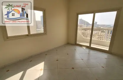 Apartment - 2 Bedrooms - 3 Bathrooms for rent in Al Majaz Tower - Al Majaz - Sharjah