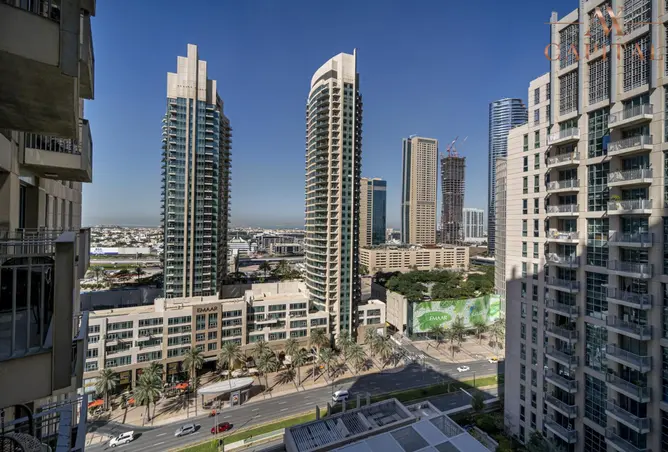Apartment - 1 Bedroom - 2 Bathrooms for sale in Standpoint Tower 1 - Standpoint Towers - Downtown Dubai - Dubai