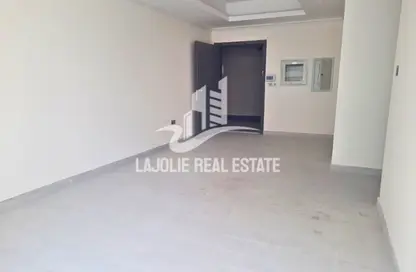 Apartment - 2 Bedrooms - 2 Bathrooms for rent in Al Masaood Tower - Al Najda Street - Abu Dhabi