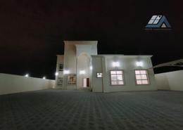 شقة - 2 غرف نوم - 2 حمامات للكراء في مدينة الرياض - أبوظبي