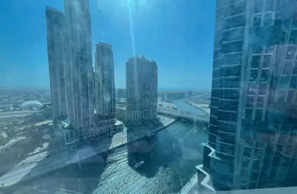 شقة - 1 حمام للايجار في ذا كورت تاور - الخليج التجاري - دبي