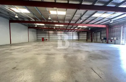 Warehouse - Studio for rent in Phase 1 - Dubai Investment Park (DIP) - Dubai