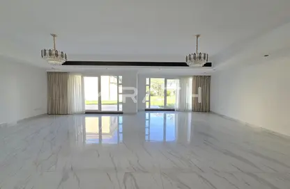 مجمع سكني - 4 غرف نوم - 5 حمامات للايجار في فلل البرشاء 1 - البرشاء 1 - البرشاء - دبي