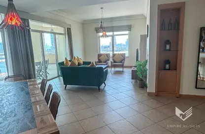 Apartment - 3 Bedrooms - 4 Bathrooms for rent in Al Khushkar - Shoreline Apartments - Palm Jumeirah - Dubai