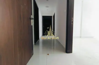 شقة - غرفة نوم - 1 حمام للايجار في برج الرشيد 6 - شارع التعاون - التعاون - الشارقة